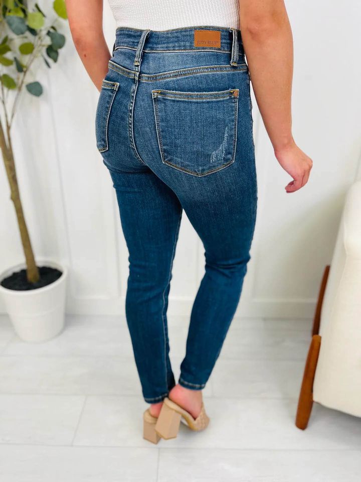 Judy Blue Relaxed Fit Jeans